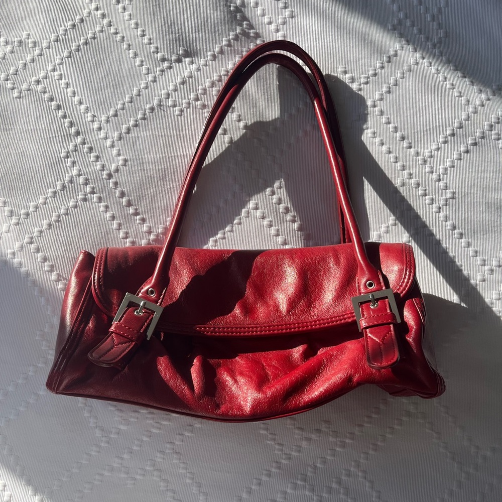 Elegant Red Leather Handbag